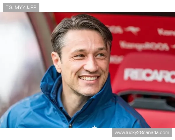 阵型解密：科瓦奇高压体系如何激活多特蒙德边翼卫